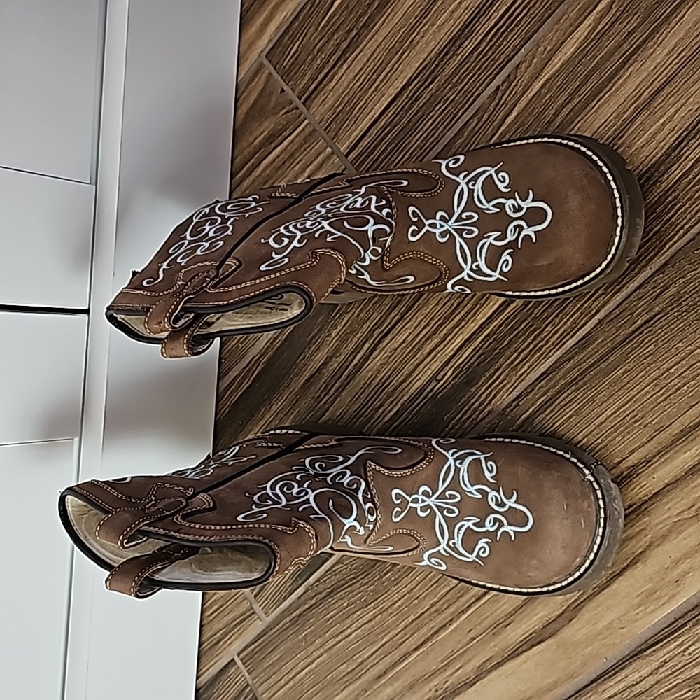 Women's Roper boots size 6.5